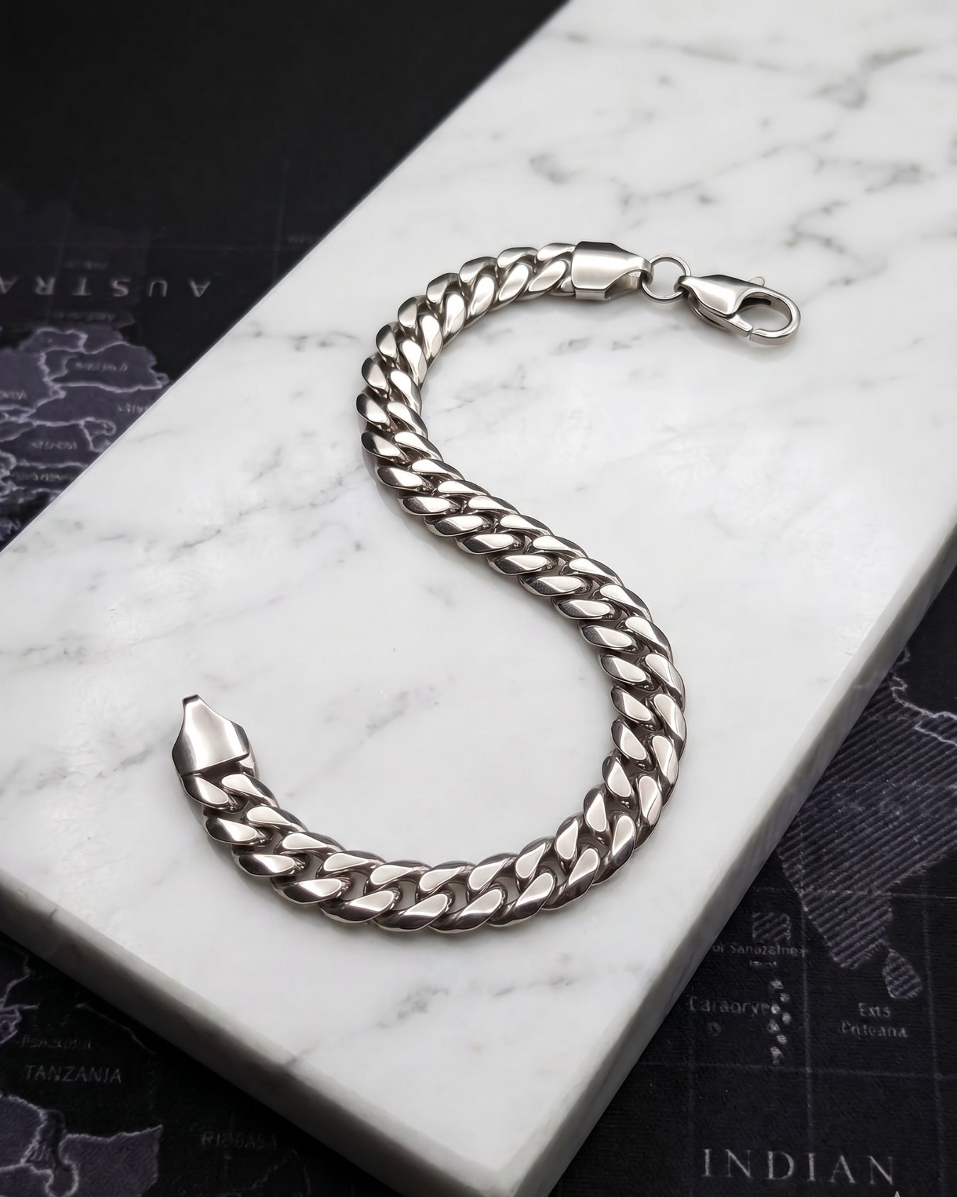 Signature Curb Chain