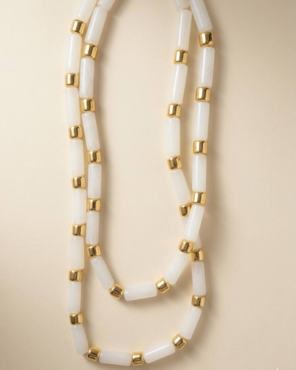 Resort Tube & Gold Strand Necklace